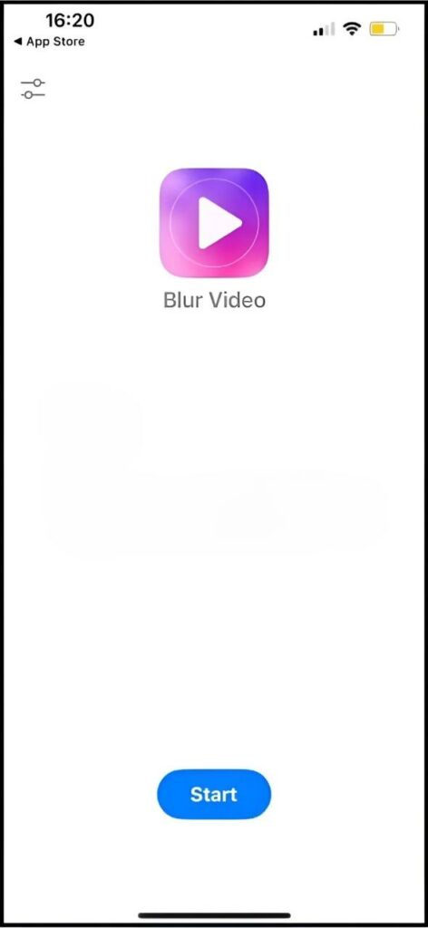 Download và mở app Blur 