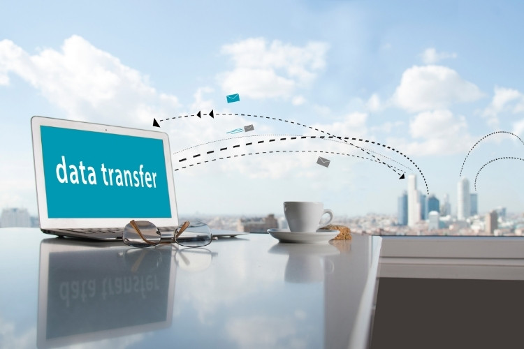 Data transfer 04