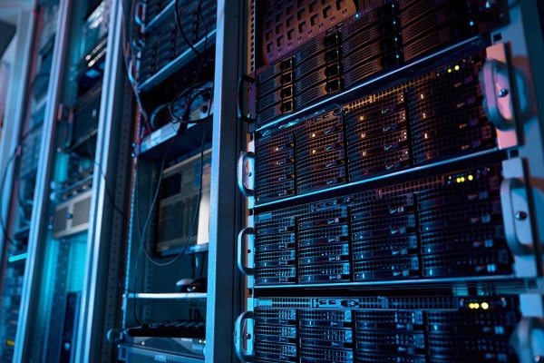 Máy Chủ (Server) Là Gì? Vai Trò, Chức Năng & Các Loại Server A-Z 2 Máy chủ (Server) 1